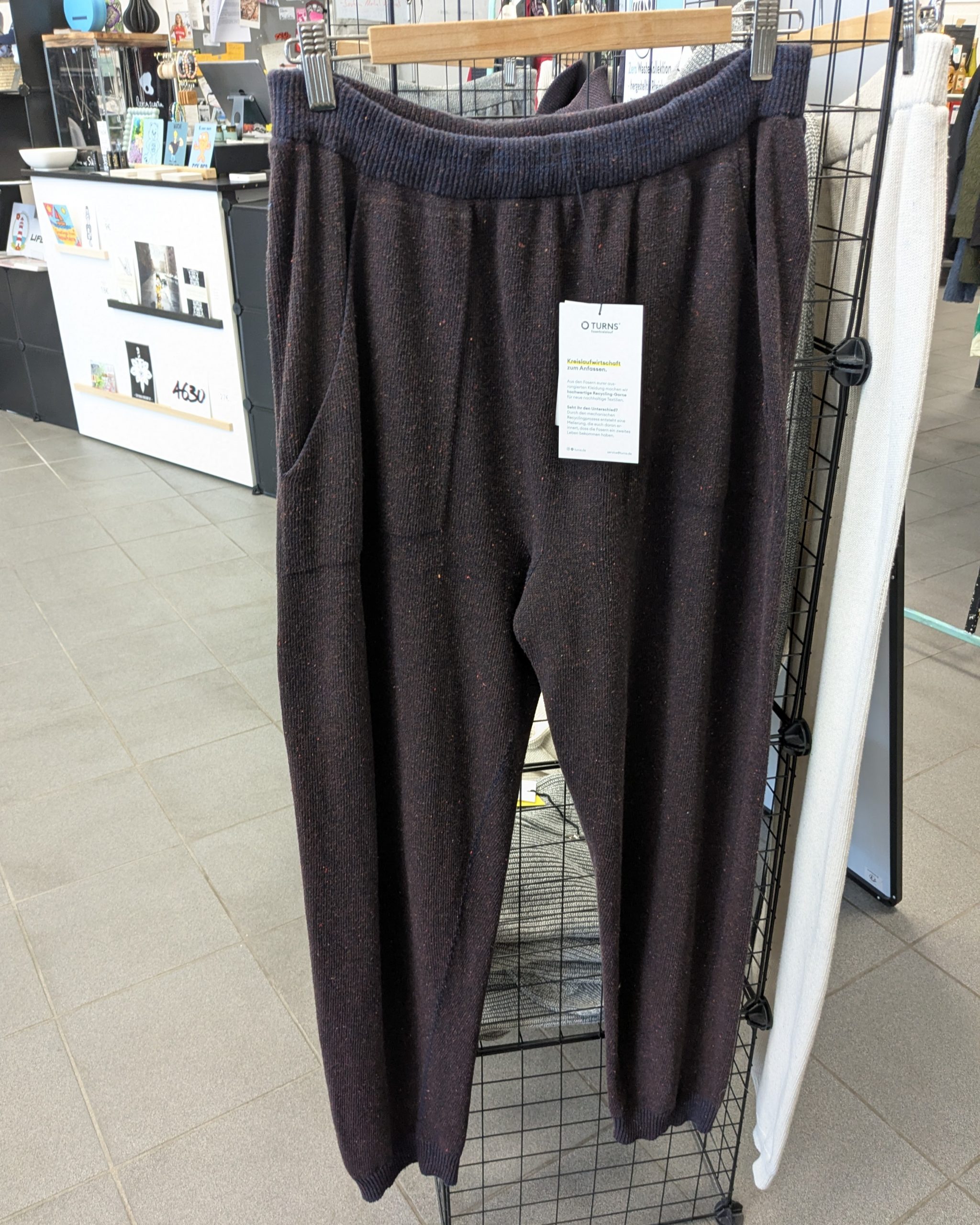 Kokolor<br> Zero Waste<br>Unisex Hose – Bild 10